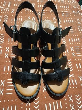 Women’s Black Strappy Slingback Sandals Size 8 Zodiac
